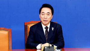 6채 중 '한 채' 매물로&hellip;"궁색하고 비겁" 비판 쏟아지자