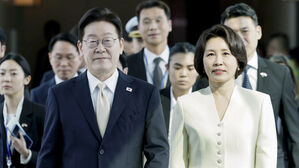 이 대통령, 싱가포르 도착&hellip;국빈 방문 일정 시작