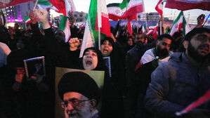 이란 외무 "1∼2일 안에 최고지도자 선출"