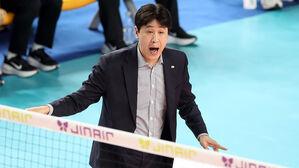 검찰, '코치 폭행 혐의' 프로배구 김종민 감독 약식 기소