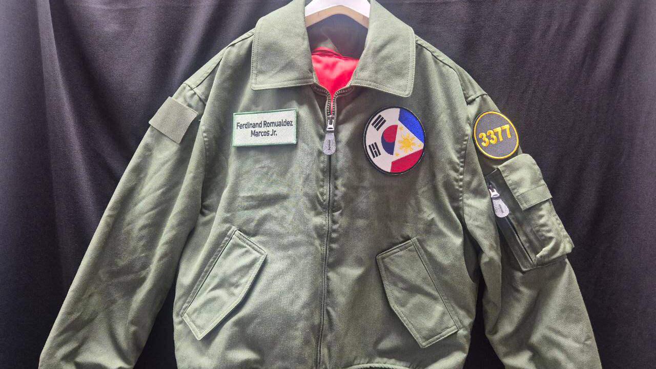 필리핀 대통령 부부를 위한 선물 (사진=청와대 제공, 연합뉴스)