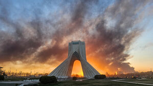 "밤낮 공습, 통신은 어쩌다 한 번씩" 이란에 남아있는 한인들