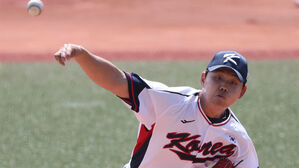 내일 체코전 선발 소형준 "1천200만 관중 책임감 갖고 던지겠다"