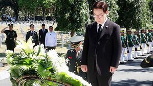 이 대통령, 한국전 참전비 헌화&hellip;"교민 대상 범죄 엄정 대응"