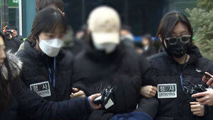 [단독] "배달만 되니 방 잡자" 제안&hellip;유인 위한 거짓말?