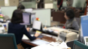 [친절한 경제] "넣었던 돈 돌려달라"&hellip;위기의 '쉐도우 뱅킹'