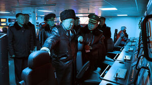 김정은, 최현호 찾아 미사일 발사 참관&hellip;"해군 핵무장화 만족"