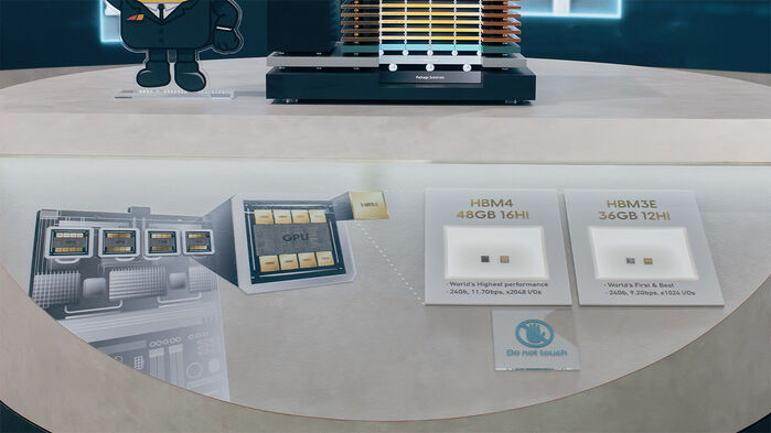 MWC 2026에 전시된 SK하이닉스 HBM4·HBM3E