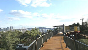 인천 수봉공원에 길이 310m '스카이워크' 조성&hellip;이달부터 시민에 개방