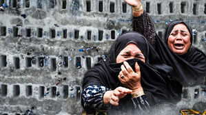 초등학교 옆 수십 개의 '무덤 구덩이'&hellip;공개된 사진