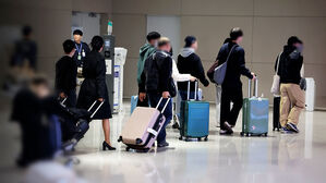 "눈앞에서 미사일 폭발"&hellip;두바이 관광객이 전한 중동 '전운'