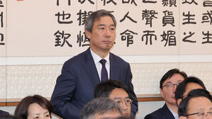 '안보실 인사 개입' 윤재순&middot;임종득 다음 달 7일 첫 재판