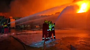 "문 닫히는 소리에도 비명" 공포&hellip;곳곳 폭발하고 화염