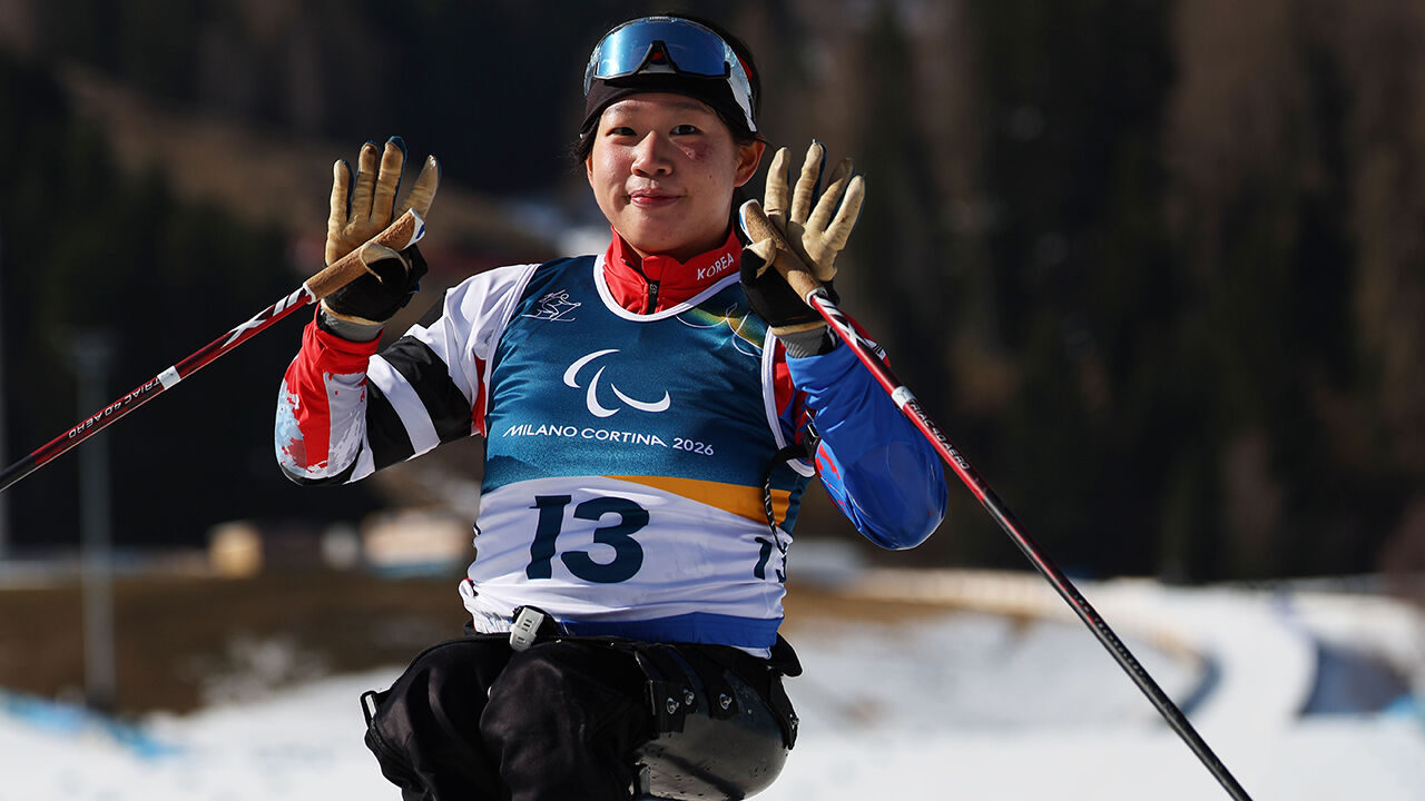 [속보] 김윤지, 동계 패럴림픽 한국 여자 선수 사상 첫 금메달 '새 역사'