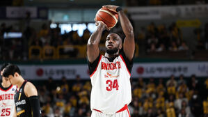 SK, 선두 LG 잡고 연패 탈출&hellip;2위 정관장 추격