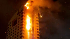 이란, 걸프국가 공격 재개했다&hellip;"최소 6개월 전쟁 가능"