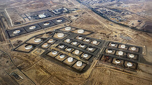 쿠웨이트, 석유 감산 발표&hellip;가격 싼 주유소마다 '장사진'