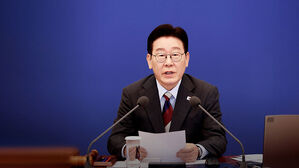 '책임' 강조한 이 대통령&hellip;'검찰개혁 강경론' 겨냥했나