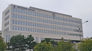 허위 교통사고 신고로 보험금 수천만 원 타낸 대리 기사 3명 실형