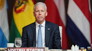 미 에너지장관 "이달 말 미 해군 호르무즈 선박호위 가능할 듯"