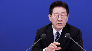 이 대통령 "담합 등엔 엄청난 과징금&hellip;회사 망하는 수 있어"