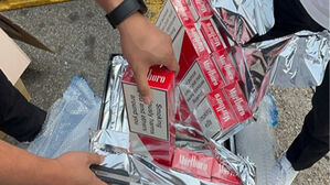 "4천500원짜리 호주선 4만 원"&hellip;담배 90만 갑 밀수출해 100억 챙겨