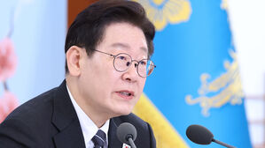 이 대통령, 노란봉투법 시행에 "대화&middot;타협으로 문제 해결 시발점 되길"