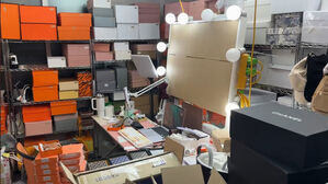 SNS 라이브방송으로 '짝퉁' 28억 원어치 판매한 일가족 검거