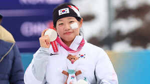 '금1&middot;은2' 김윤지, 한국 동계 패럴림픽 단일 대회 최다 메달
