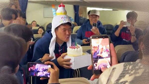 전세기 타고 마이애미 입성&hellip;오늘 8강 상대 결정