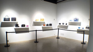 체납자 압류품 경매 '후끈'&hellip;'명품관이 따로 없네'