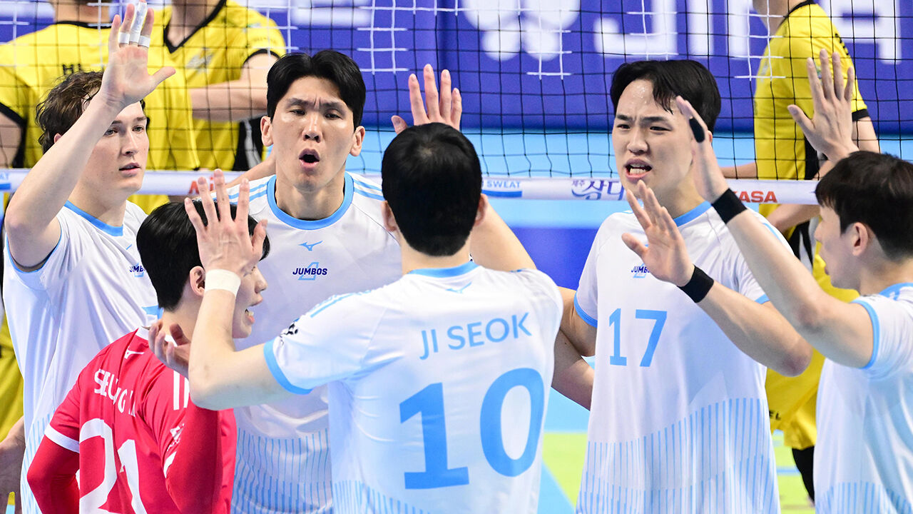 대한항공, KB손보 완파…챔프전 직행까지 '승점 3점'