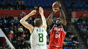 '워니 36점' SK, 4위 DB에 완승&hellip;2위 반 경기 차 추격