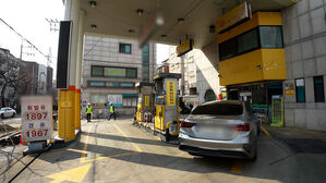 오늘부터 '최고가격제'&hellip;휘발유 출고가 1,724원