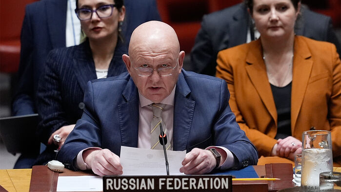 12일(현지시간) 유엔 안보리 회의에서 발언하는 바실리 네벤자 주유엔 러시아 대사