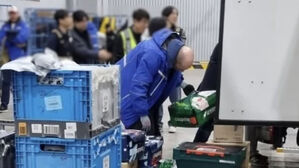 쿠팡 로저스 대표, 새벽 배송 현장 점검&hellip;직접 배송도