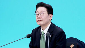 이 대통령 "충남충북, 대전까지 통합 고민해 봐야"