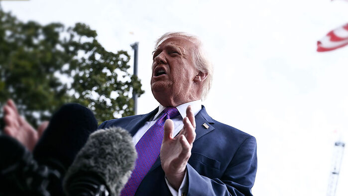 트럼프 "이란 하르그섬 군사목표물 완전파괴&hellip;석유인프라는 제외"