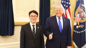 김 총리 "트럼프, '김정은 북미대화 원하냐'고 내게 물어"