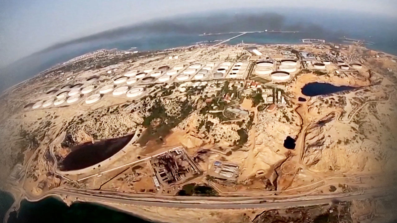 미국, 이란 석유 수출 심장부인 '하르그섬' 전격 공습