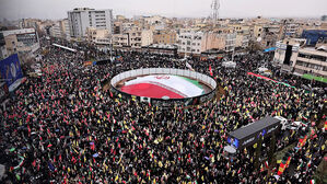 행진 도중 갑자기&hellip;'반미 집회' 수천 명 모였는데 덮쳤다