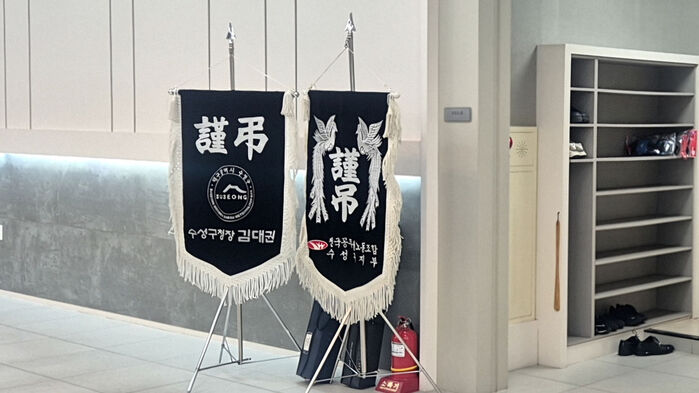 수화기 너머 구토 소리뿐…"더 찾아봤다면" 동료의 애도