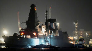 영국, 트럼프 군함 요청에 "모든 옵션 검토"