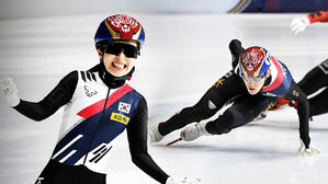 '압도적 질주' 김길리&middot;임종언, 나란히 '2관왕'