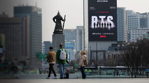 26만 명 몰리나&hellip;'BTS 컴백 공연' 안전관리 총력