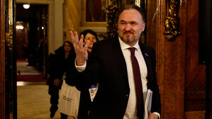 EU 에너지수장 "러 에너지 한방울도 수입 불가"