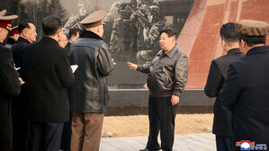 김정은, 러 파병 기념관 또 찾아&hellip;"쿠르스크 해방 1주년에 준공"