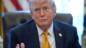 주한미군 등 '안보 지렛대' 꺼내든 트럼프&hellip;더 거세진 파병 압박