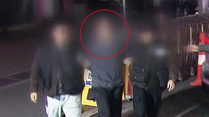 "공사 출신 기장 4명 노렸다&hellip;수개월간 미행"