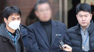 검찰, '입소자 성폭력' 색동원 시설장 구속기소&hellip;추가 범행 확인